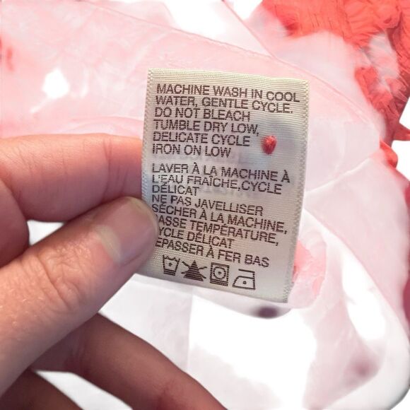 3 for $30! Tradition pink floral button up shirt - Picture 5 of 8